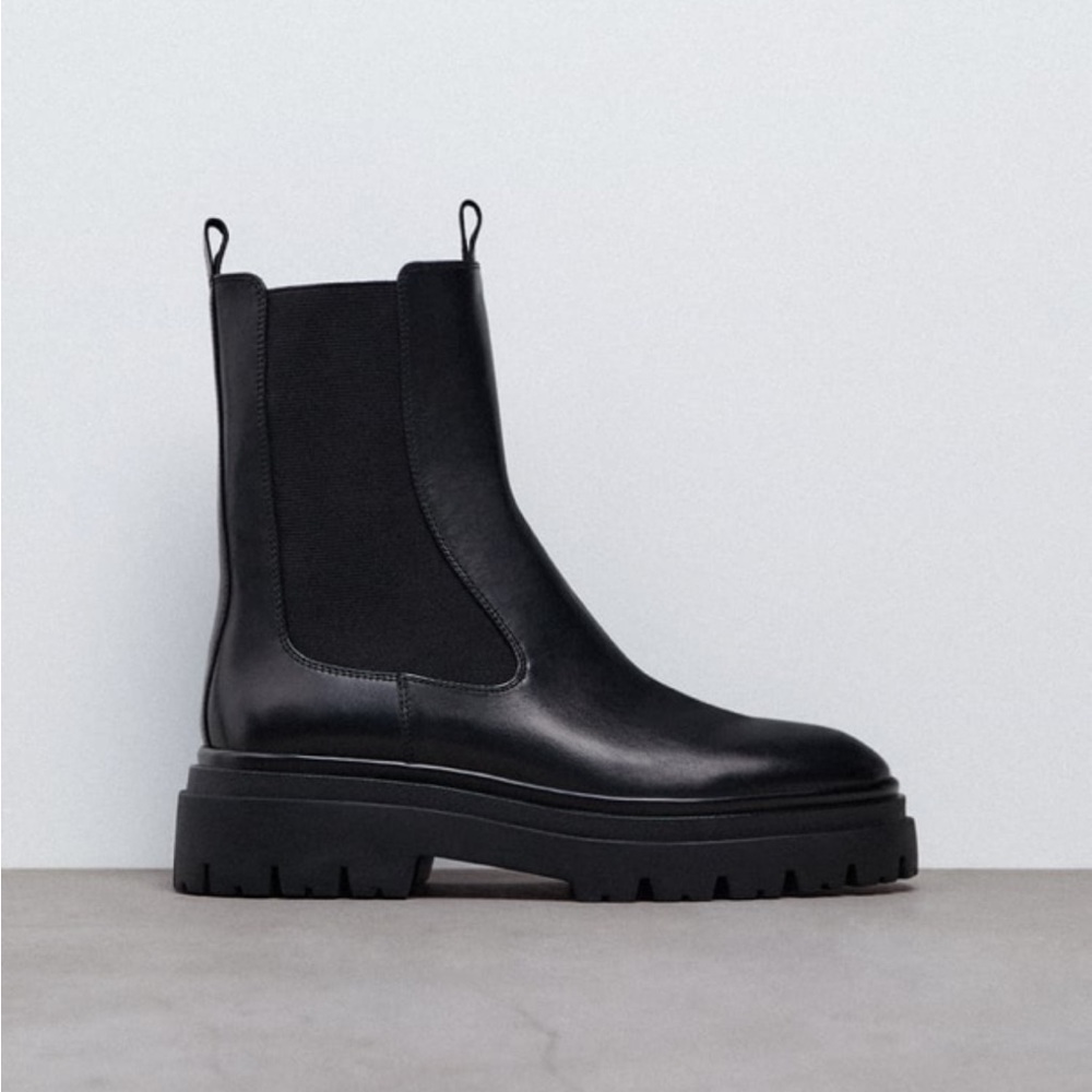 Leather lug ankle boots